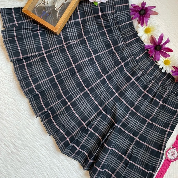 abercrombie kids Dresses & Skirts - Abercrombie Kids pleated school girl gray and Pink Skater mini skort